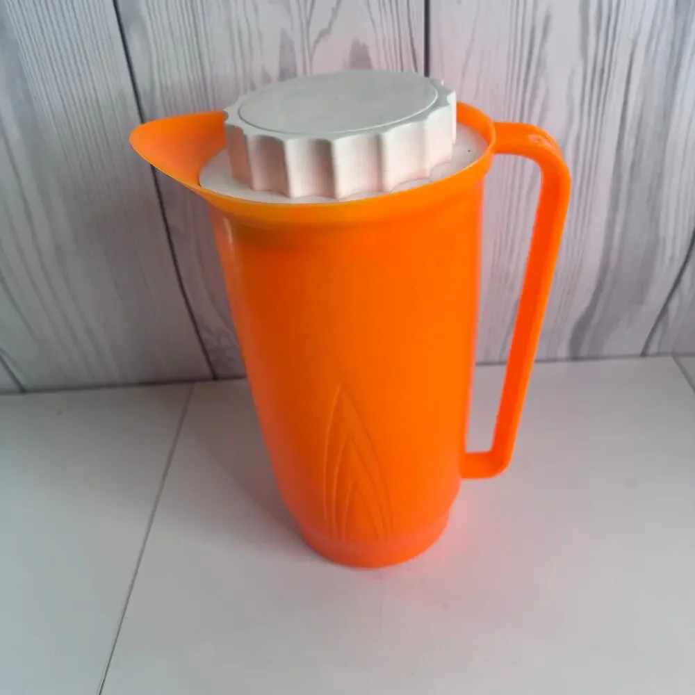None and/or Unknown vintage juice